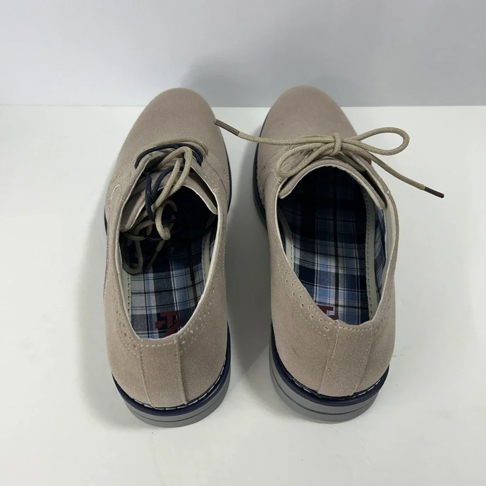 Izod Shoes Men Size 10.5 D Suede Gray Carlin New in the Box